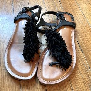 Fringe leather sandals